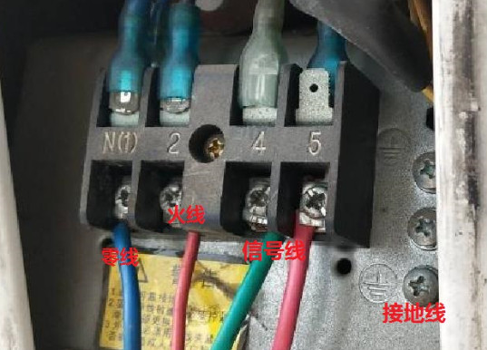 在設(shè)計(jì)師的工作中，客戶都有一定的知識水平